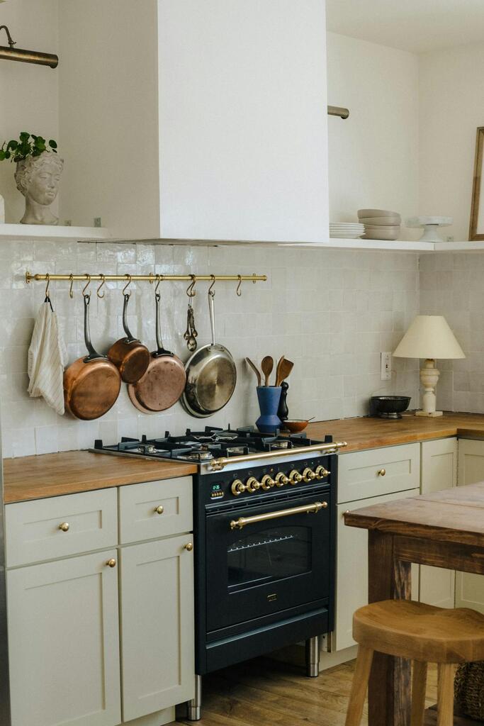 Clair Obscur Design, Home Decor, Interior Design, Home Improvement, Home Organization, eco-friendly white kitchen, beige shaker cabinets with gold handles, butcher block countertops, plaster hood with shelves, pantry reorganization, cabinet interior organization, intuitive cooking zone, harmonious decor, sustainable and eco-conscious materials, functional and healthy kitchen, decluttered and optimized space